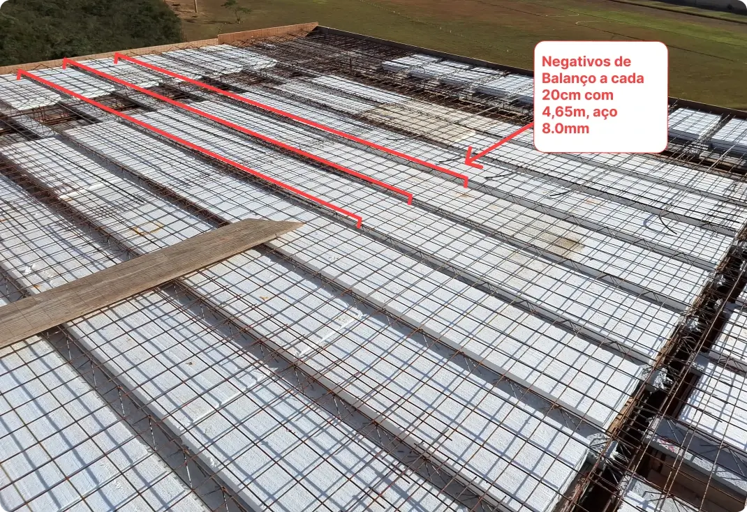 Detalhamento do negativo de balanço para beiral em balanço de laje treliçada com isopor